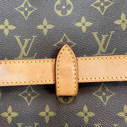 Vintage Pilante Clutch