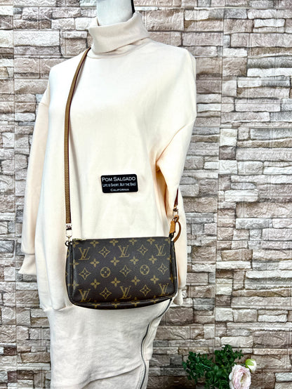 Pochette Accessories Monogram Canvas
