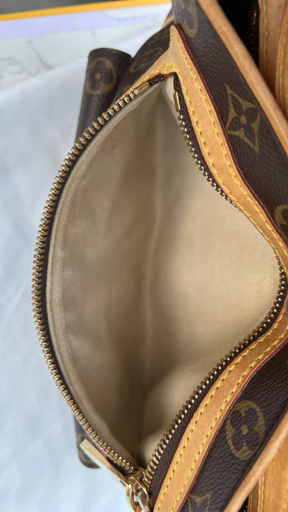Hudson GM Crossbody Bag With Two Straps Monogram Canvas