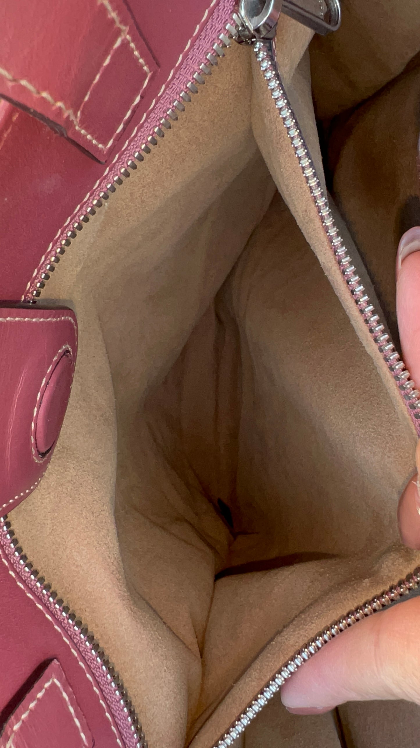 Soft GG Supreme Monogram Blooms Vertical Tote Beige Multicolor Antique Rose